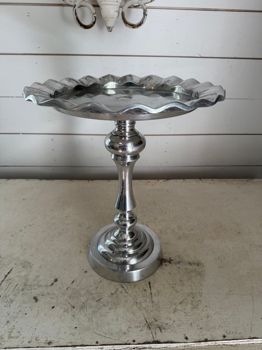 Tall Aluminum Pedestal Plate with ruffled edge
