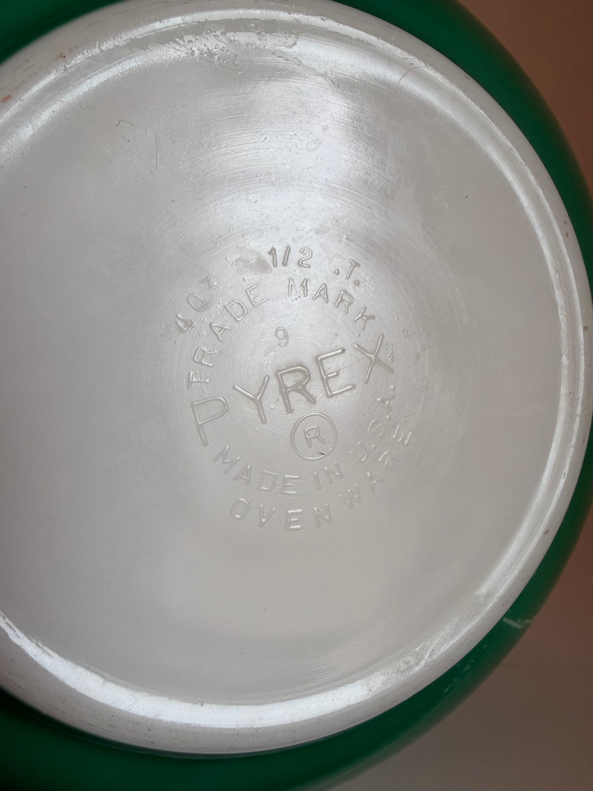 Vintage Pyrex #403 Green Mixing Bowl 2½-Quart