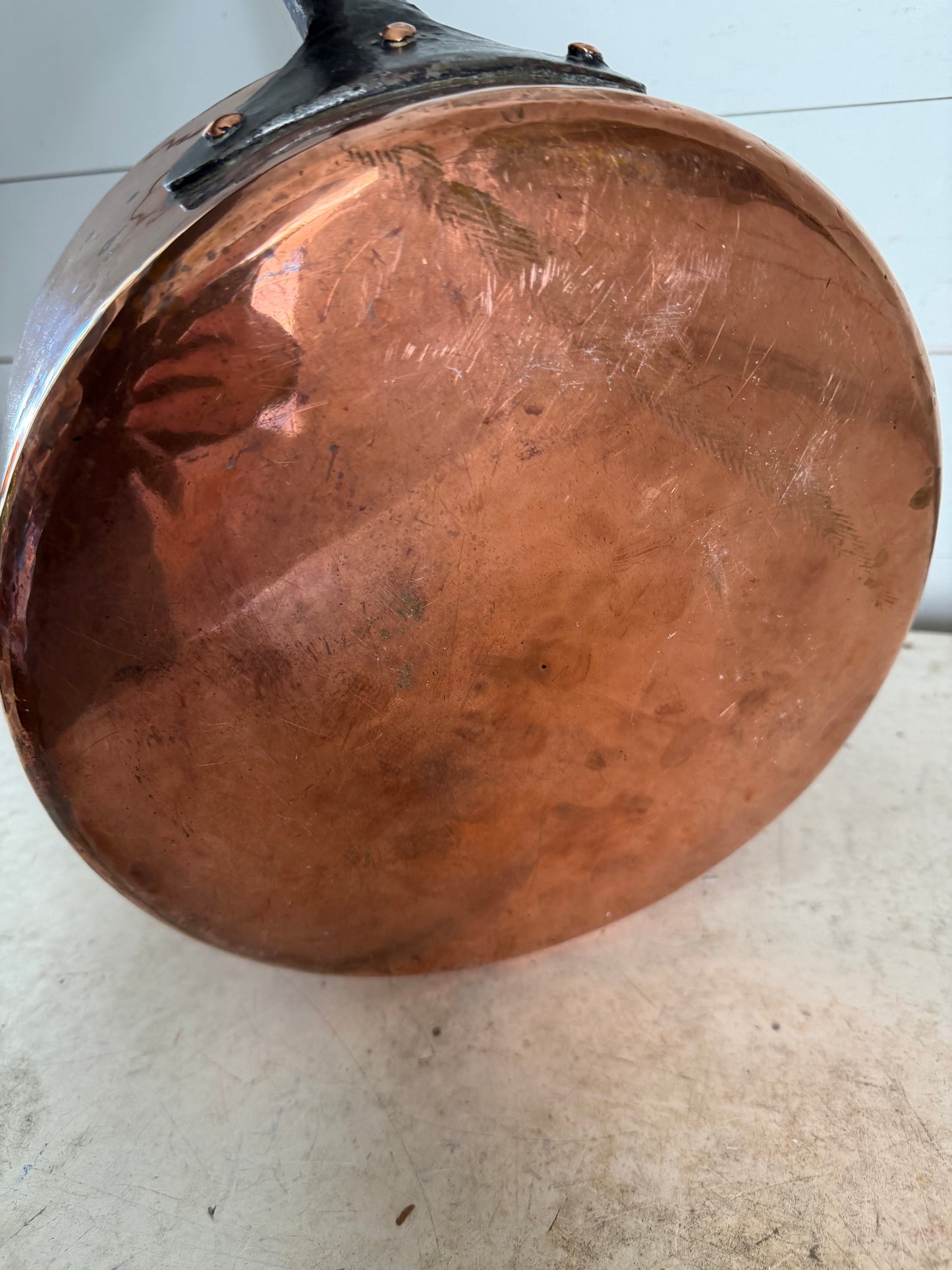 Antique French copper saucepan with a wrought iron handle - X Large