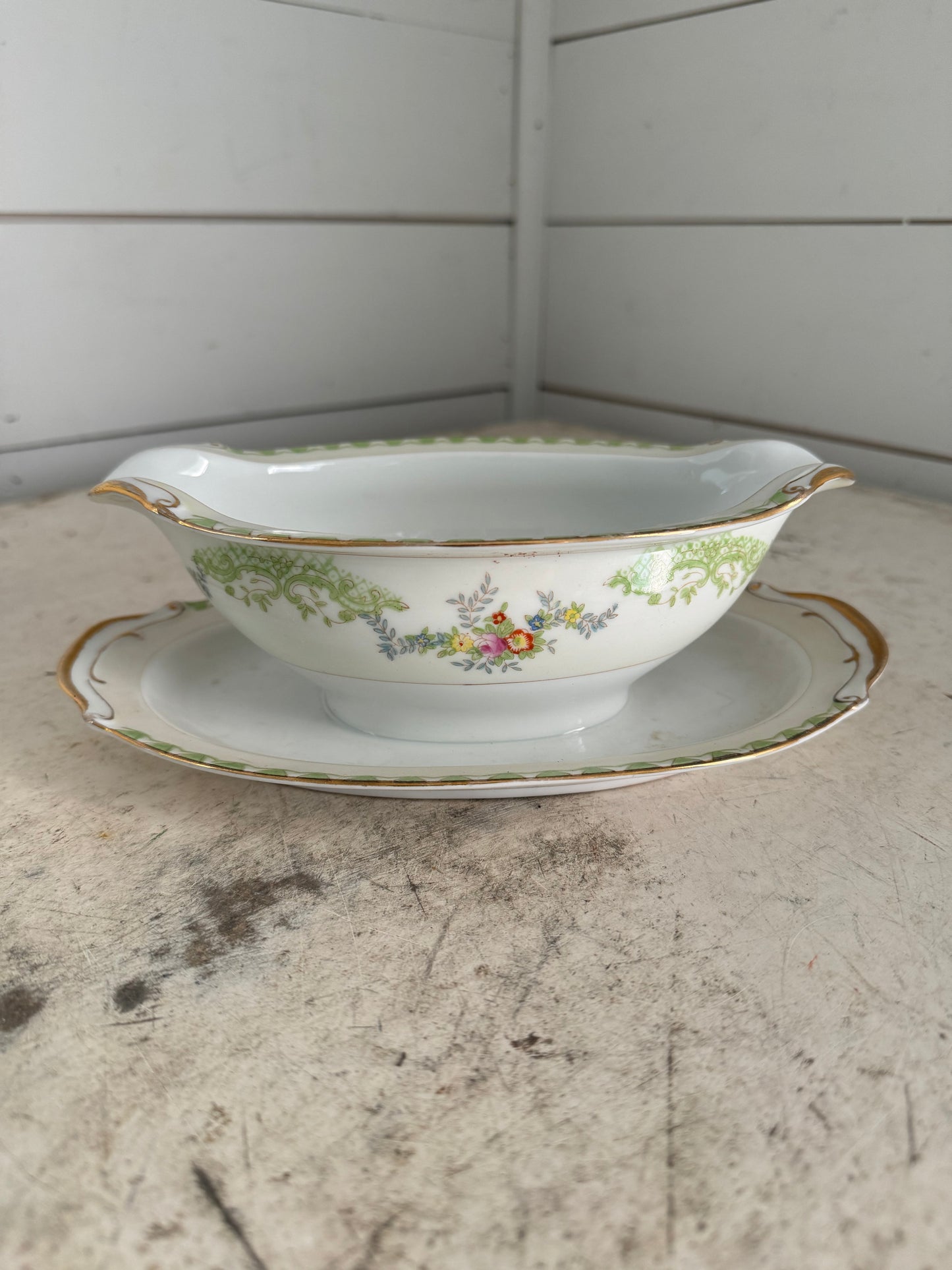 Celebrate Japan Gravy Boat or Sauce Bowl with Underplate, 9 1/2"