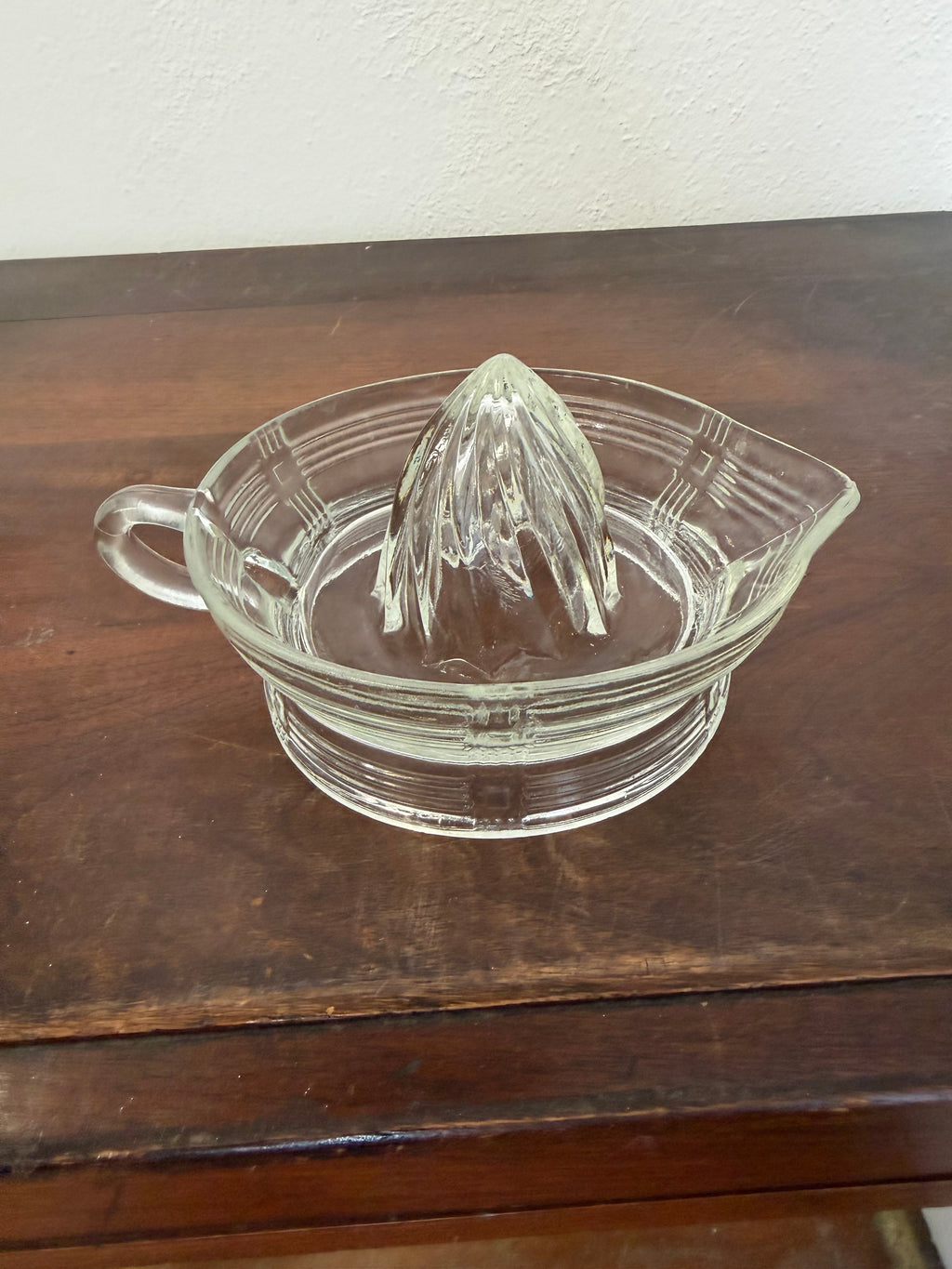 Vintage Hazel Atlas clear glass criss-cross / basketweave pattern citrus reamer and juicer