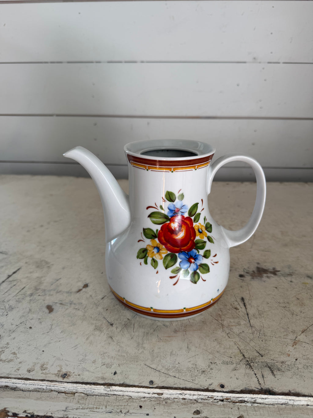 Winterling Röslau Bavaria Pitcher - Missing Lid Has Chip in lip