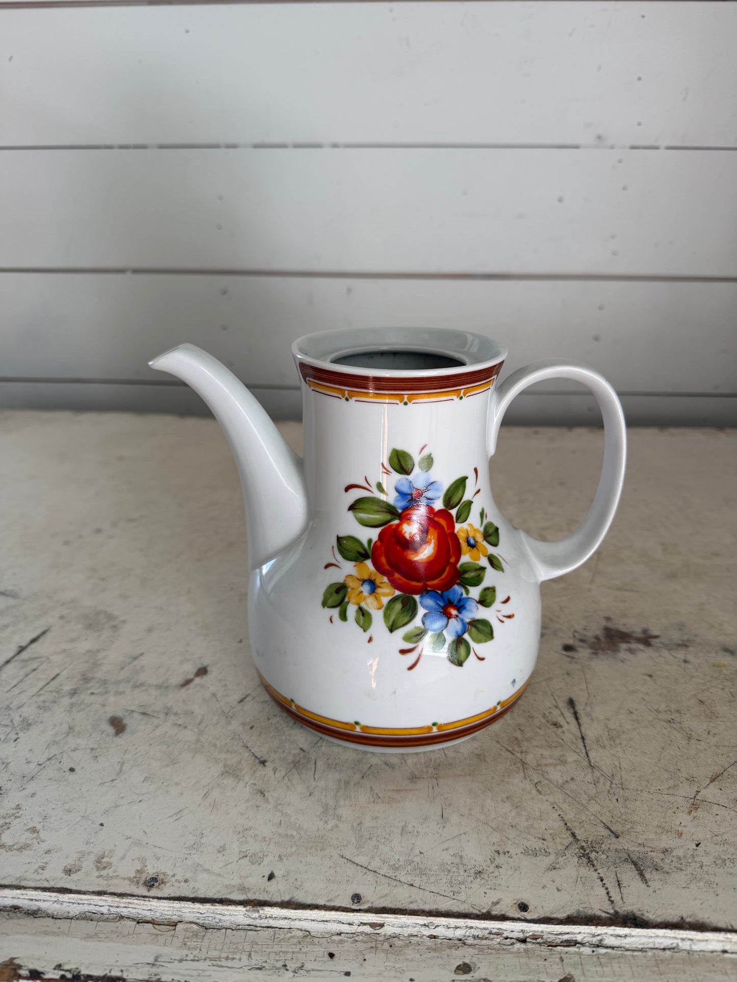 Winterling Röslau Bavaria Pitcher - Missing Lid Has Chip in lip