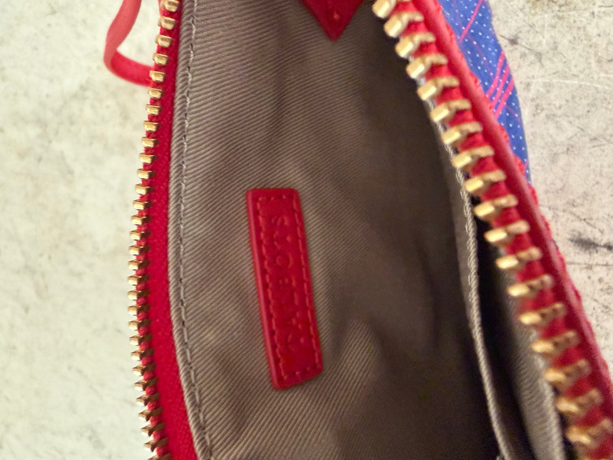 Talbots Royal Palace Wristlet Purse With The Queen’s Guard