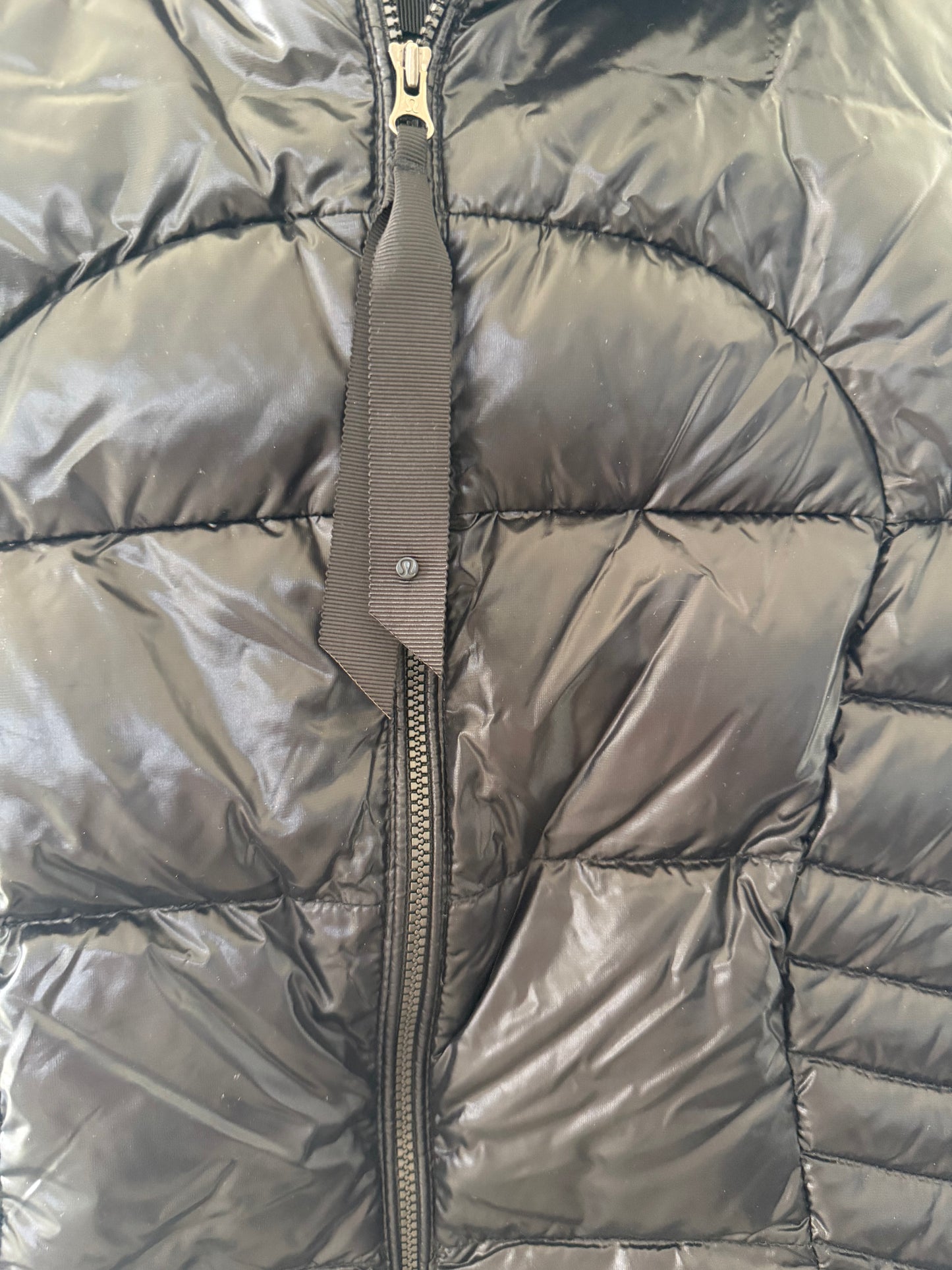 Lululemon Fluffin Awesome Vest Goose Down Black Size 6