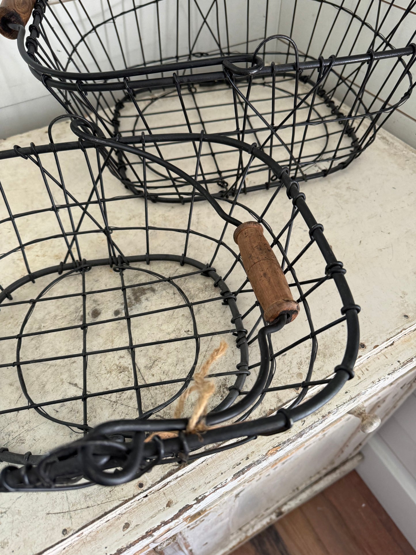 Metal Set of Baskets with wood handles