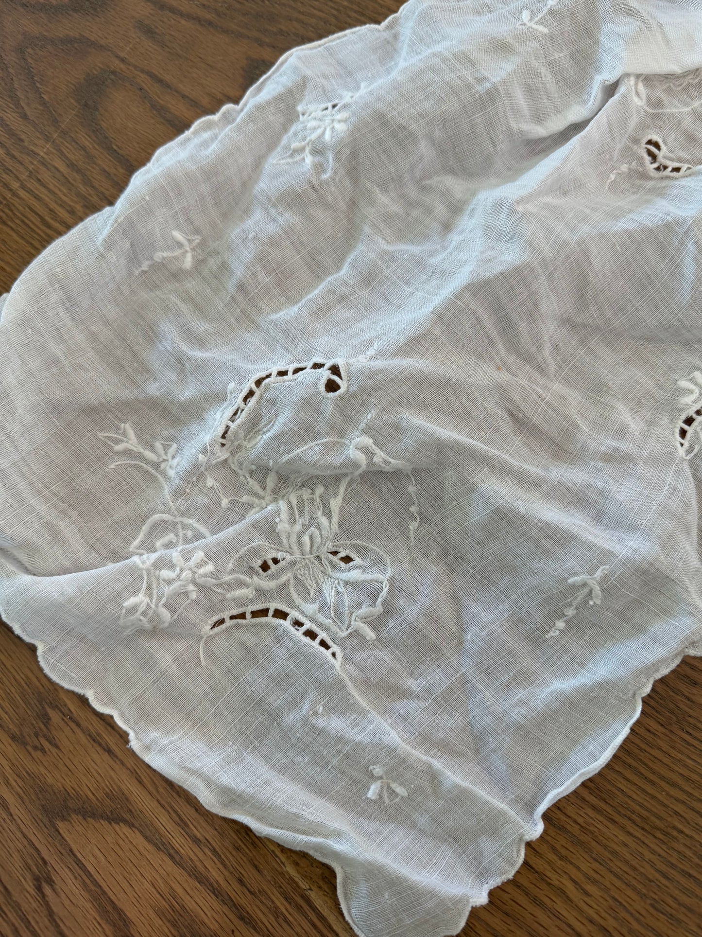 Vintage White Embroidered placemat