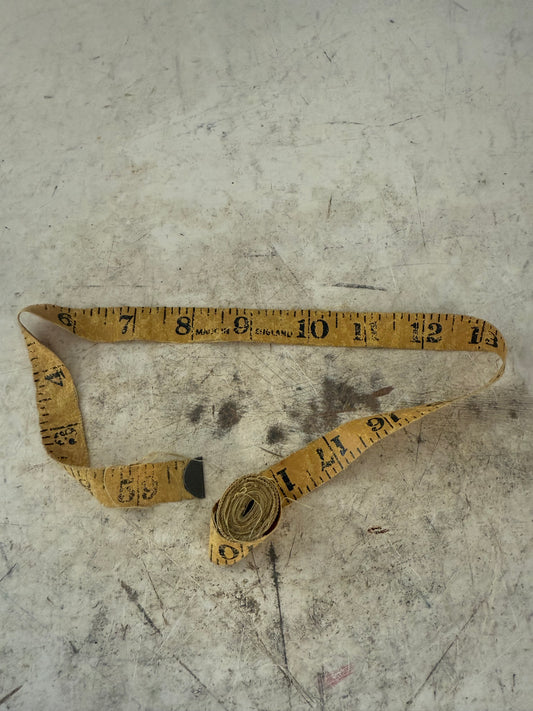 Vintage Dean tape measure - made in England yellow