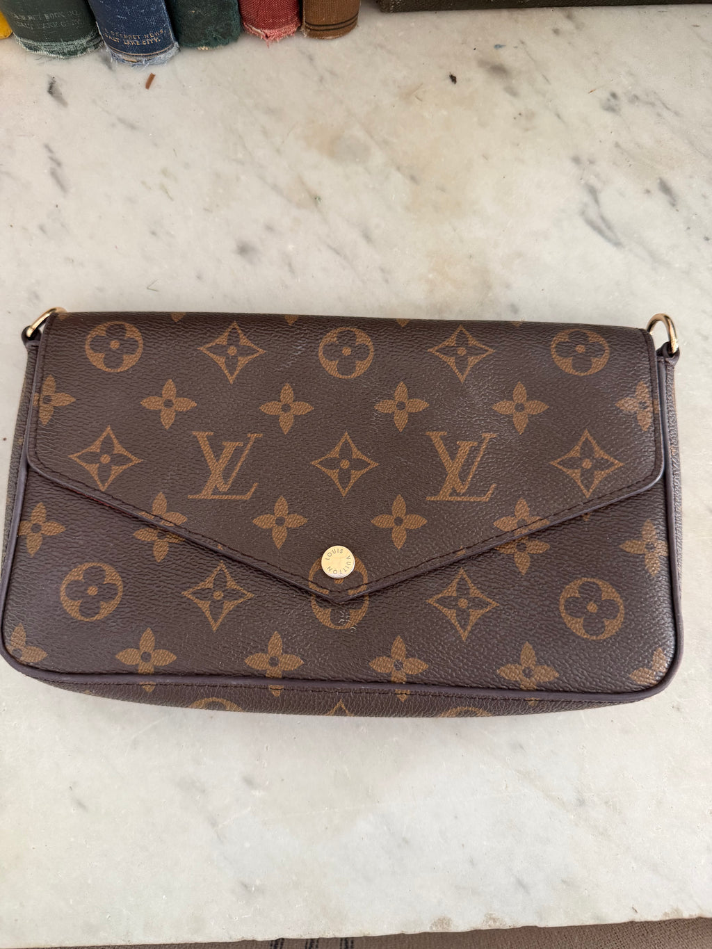 Faux Louis Vuitton Bag - No Strap