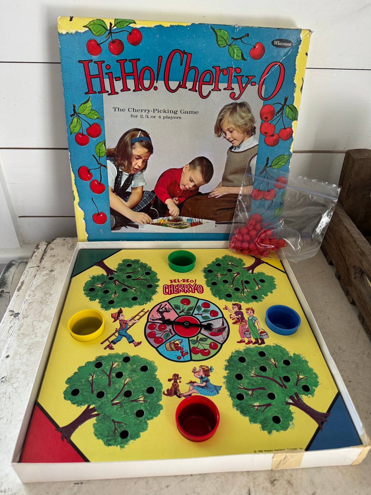Vintage Hi-Ho! Cherry-O game