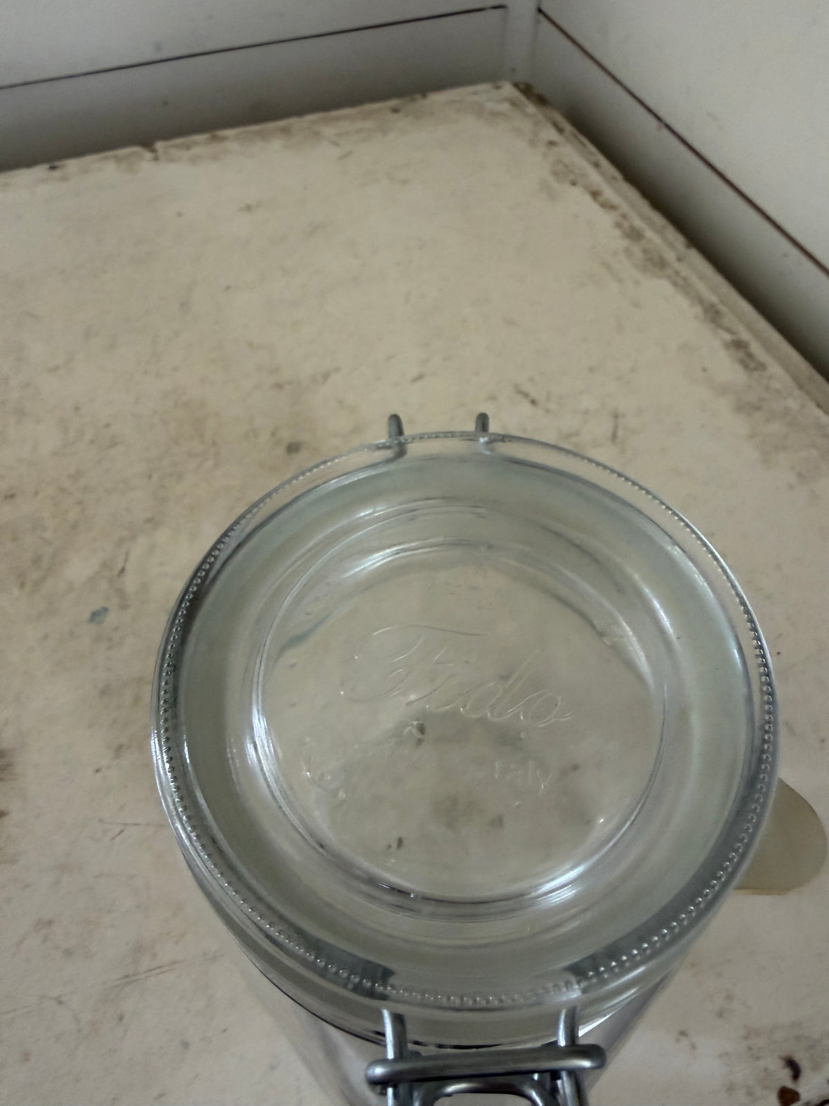 Fido Italy, hermetic jar