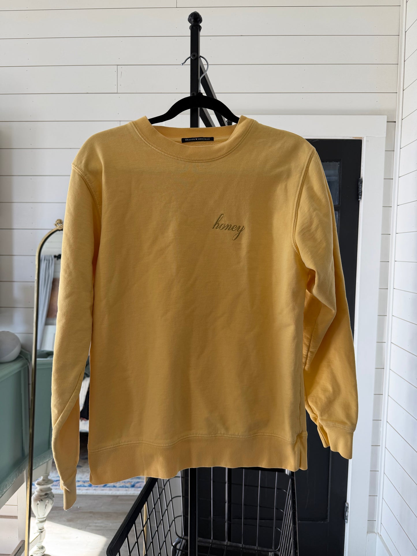 Brandy Melville Honey Crewneck Sweatshirt Small