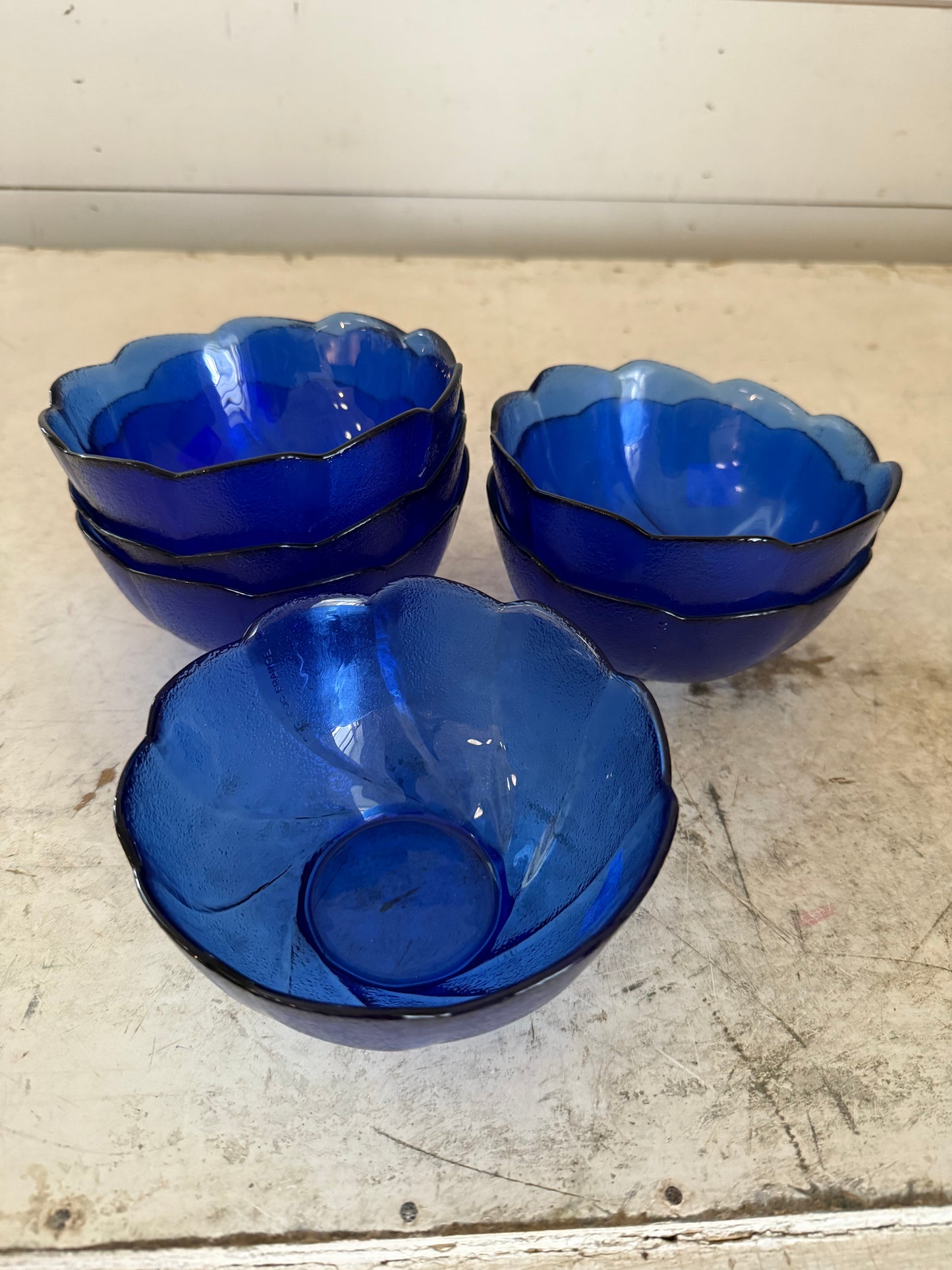Arcoroc France Cobalt Blue 5 inch Dessert Cereal Bowls Spiral Sides Scalloped - sold individually