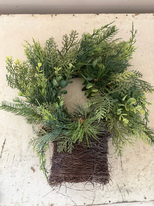 Winter Wreath with basket