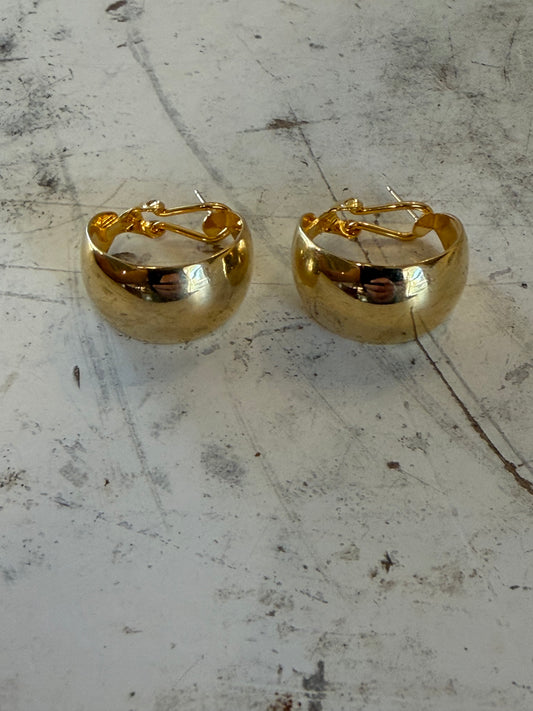 Vintage Gold Toned Wide Band Hoop Ear Rings