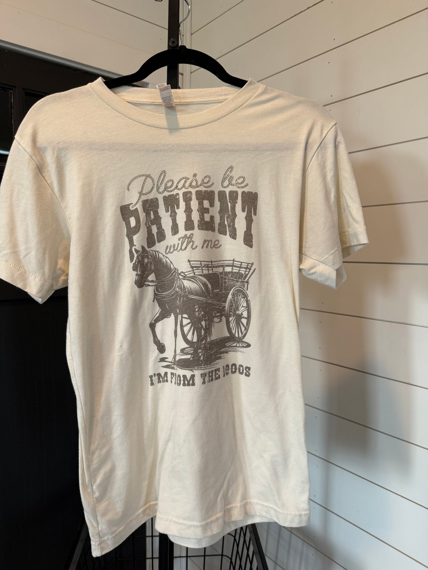 Be patient with me graphic tee size small