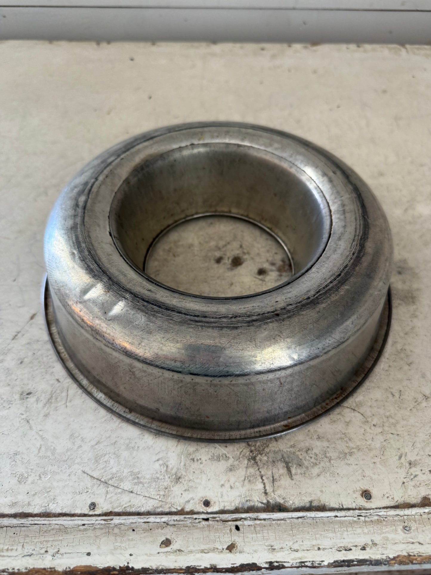 Vintage tube or Bundt cake pan