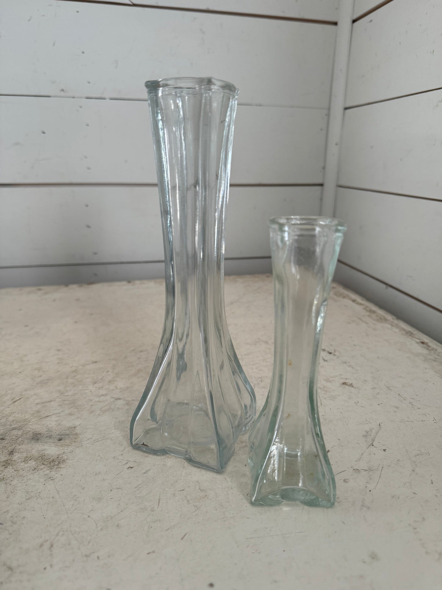 Set of 2 bud vases