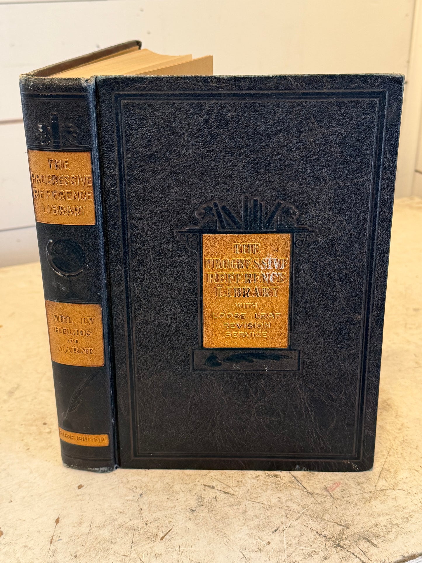 Progressive reference library and encyclopedia volume IV