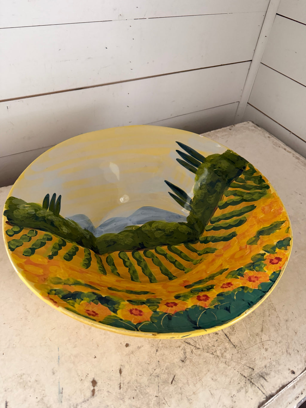 Tuscan hand-painted bowl made in Italy