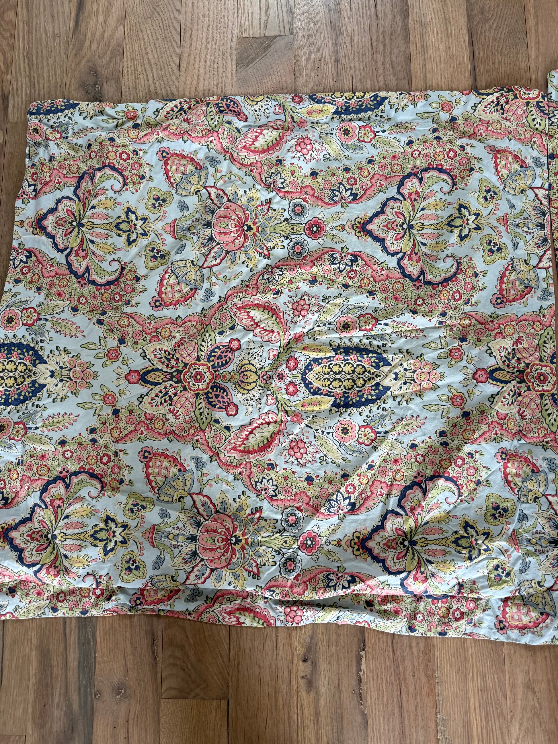 Pottery Barn pink Paisley euro Square Pillow Shams Set – Jami Ray Vintage