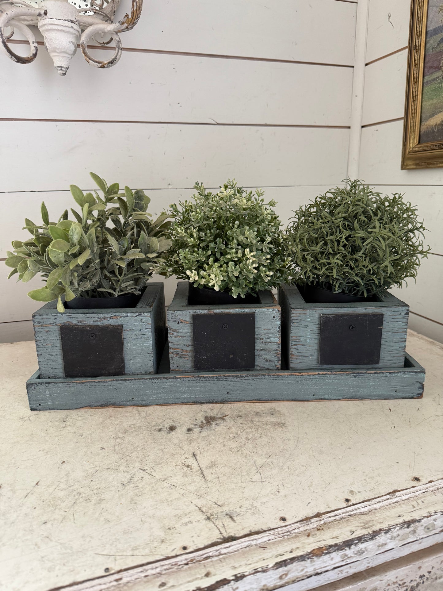 Set of three planters with tray floral not included