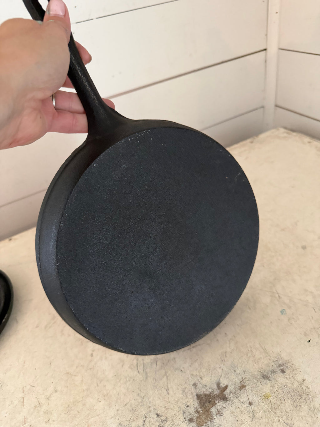 Set of cast-iron pans