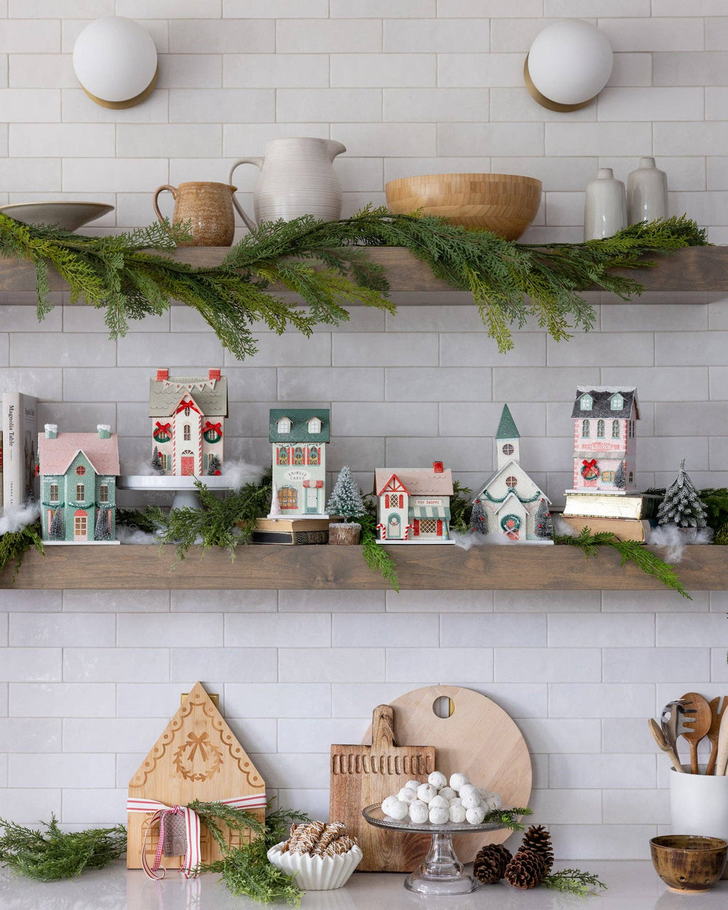 Cake Shoppe - Glitter Christmas village house