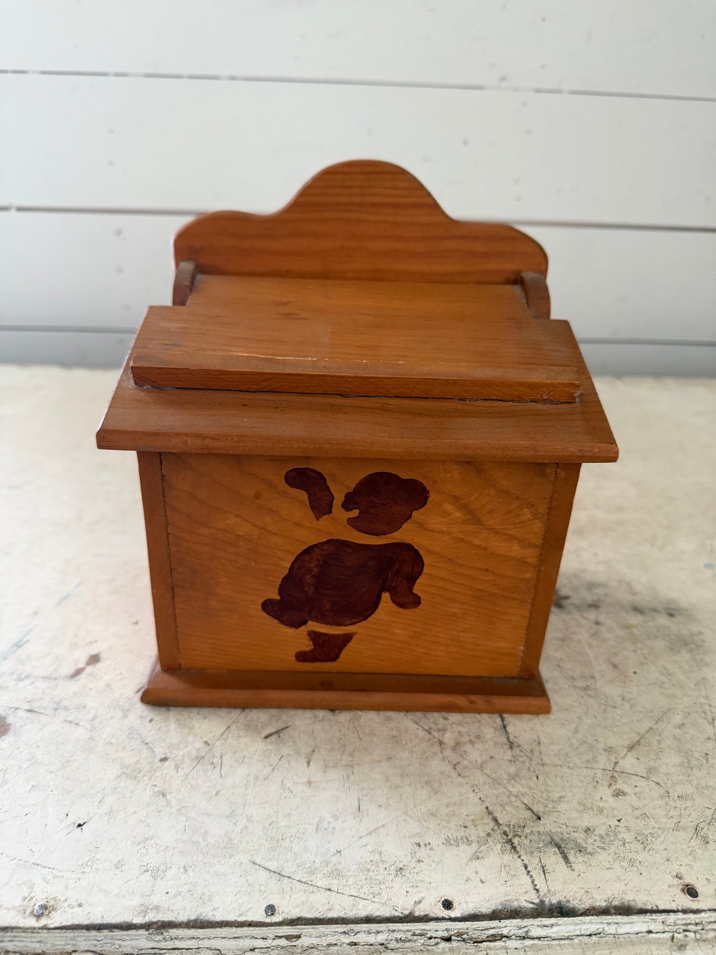 Wood recipe box will get makeover