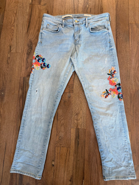 ANTHROPOLOGIE PILCRO FLORAL EMBROIDERED Distressed MID RISE ANKLE JEAN SIZE 30