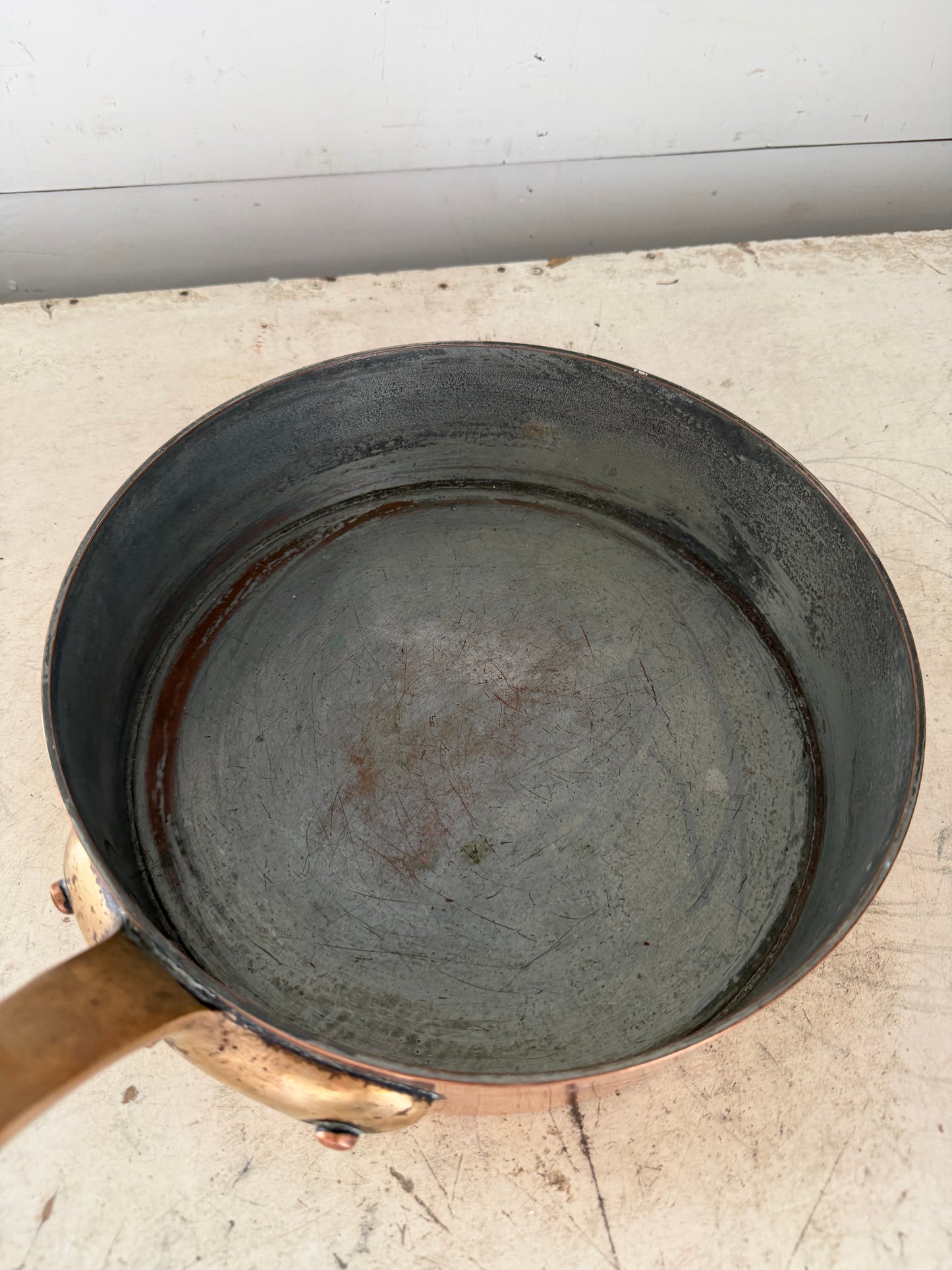 Antique English HELVETIA’ COPPER SAUCEPAN brass HANDLE