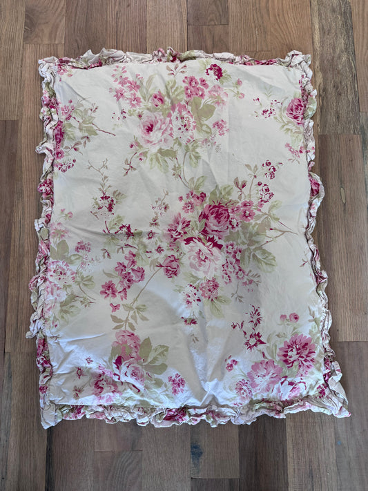 Small rose pattern ruffle edge pillow case