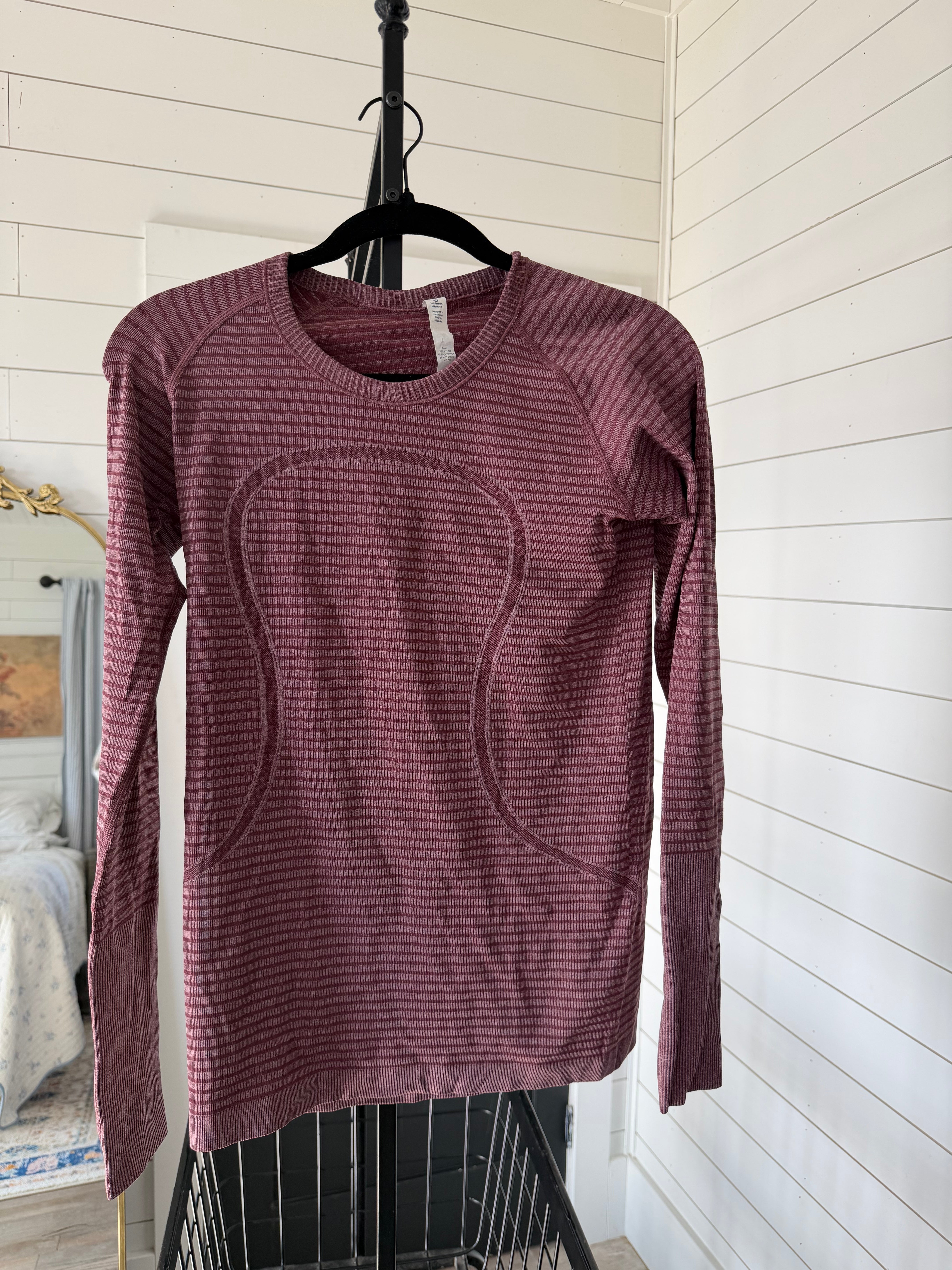 ルミスパ Lululemon Swiftly Tech Long Sleeve Crew Heathered Cranberry Sz 8