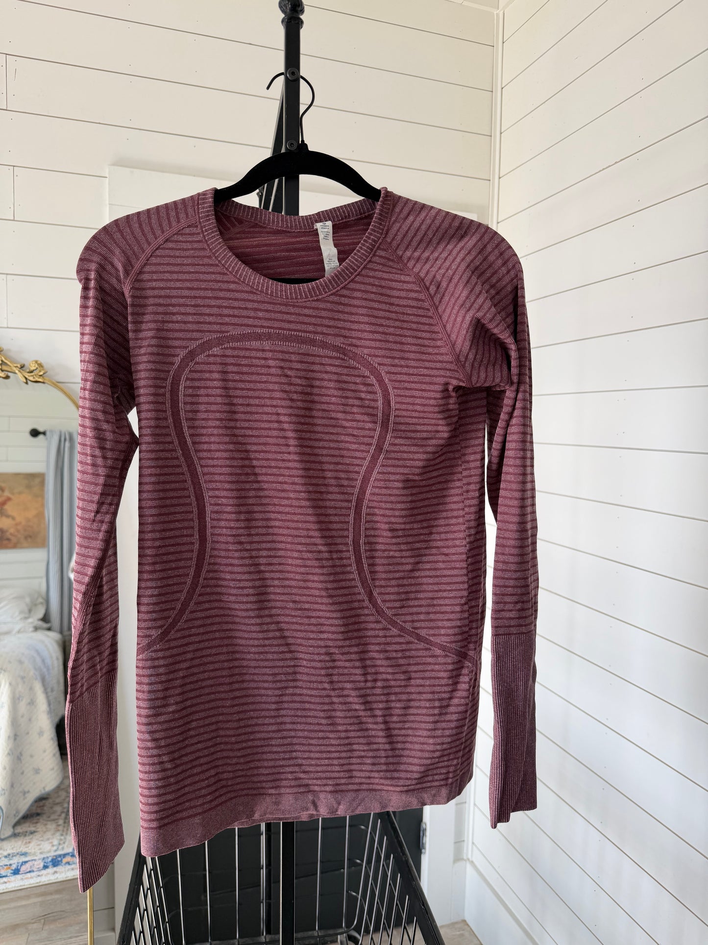 Lululemon Swiftly Tech Long Sleeve Crew Heathered Cranberry Sz 8