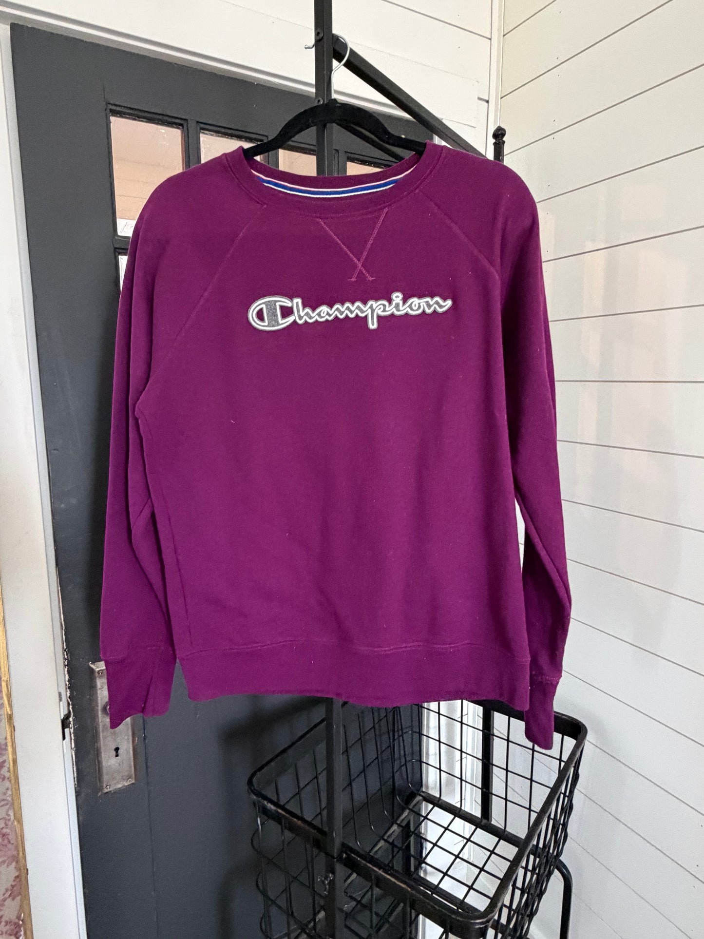 Champion Womens Purple Comfort Long Sleeve Crew Neck Sweatshirt Size medium