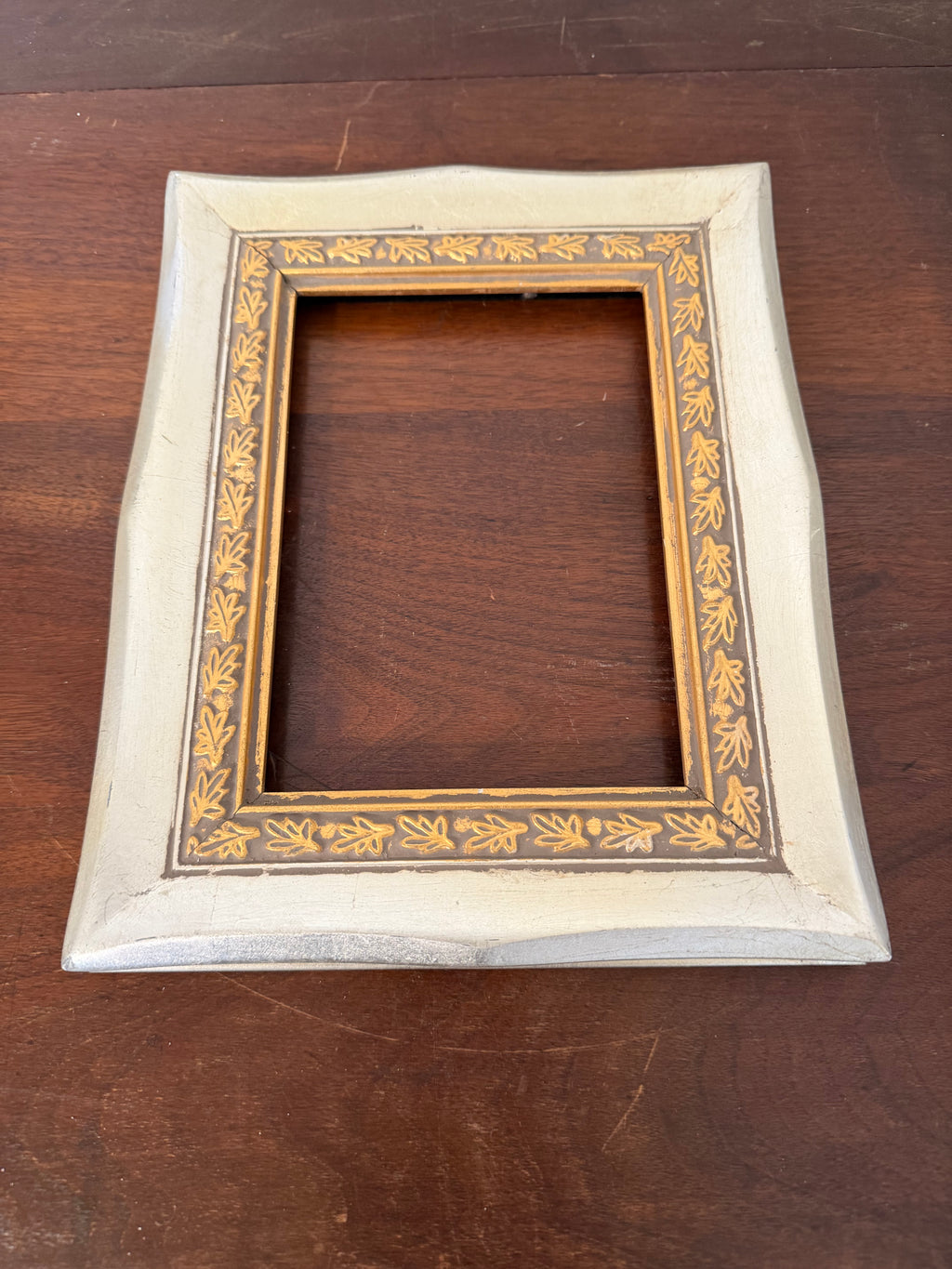 Ornate oak leaf frame - will get makeover and art