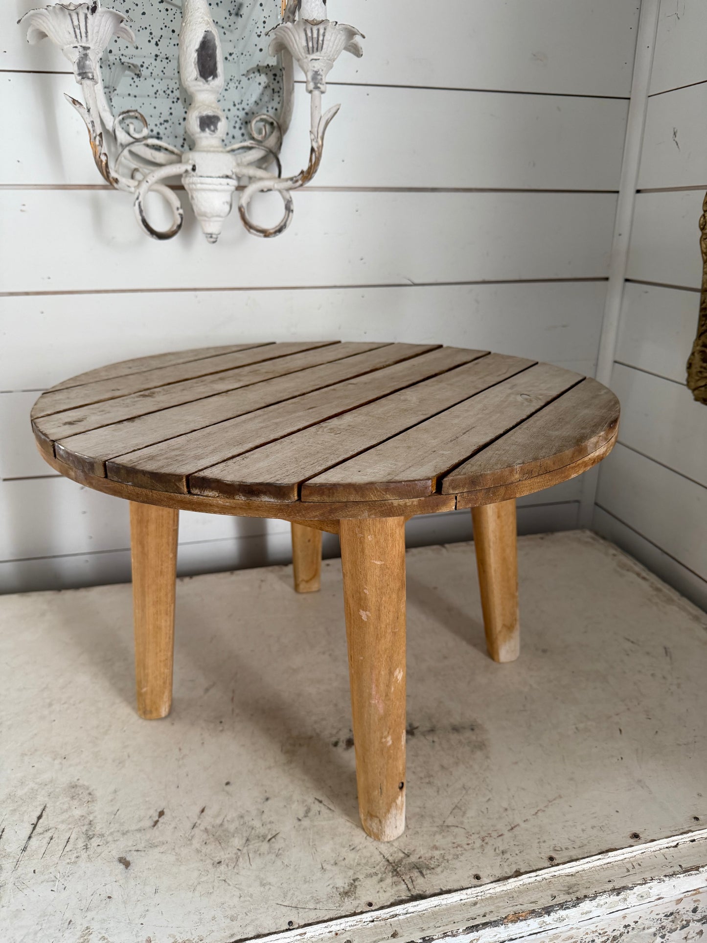 Outdoor Table will get makeover (already painted for next weeks video)