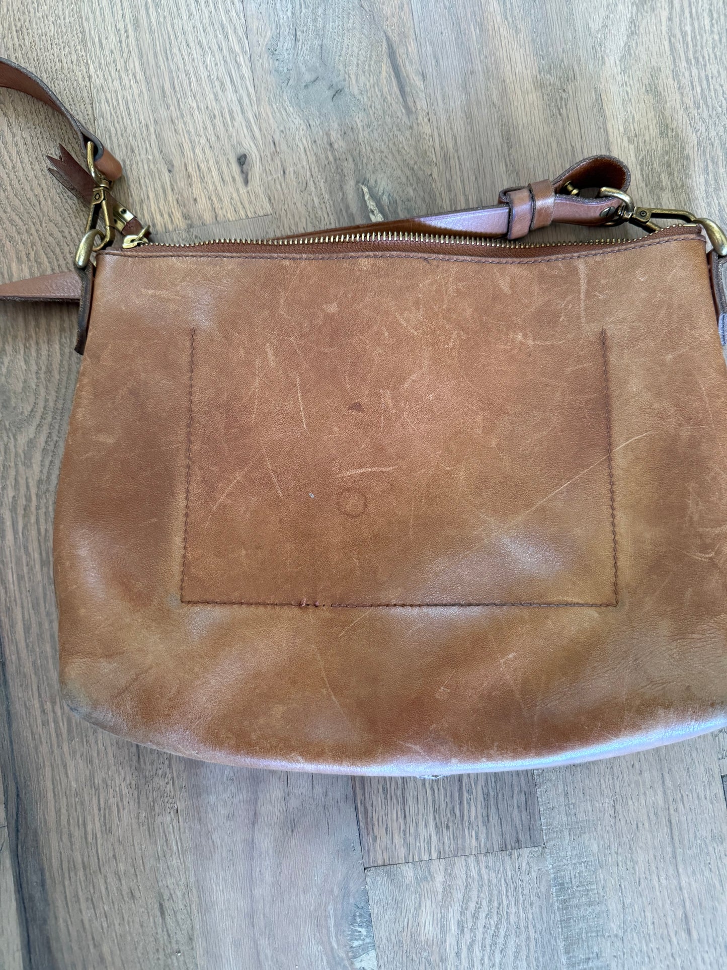 Madewell front pocket leather shoulder bag
