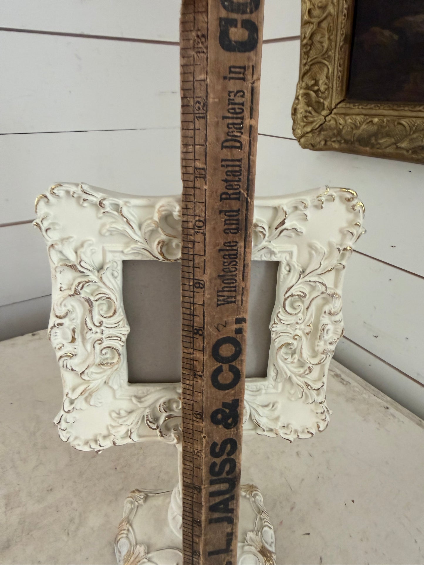 White with Gold Frame on Pedestal will get art