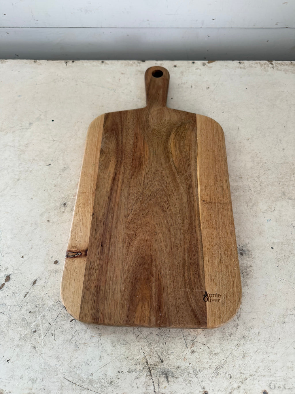 Acacia wood cutting board with handle 16” total length will get makeover