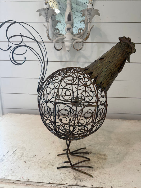 Oversized wire rooster with birdcage door