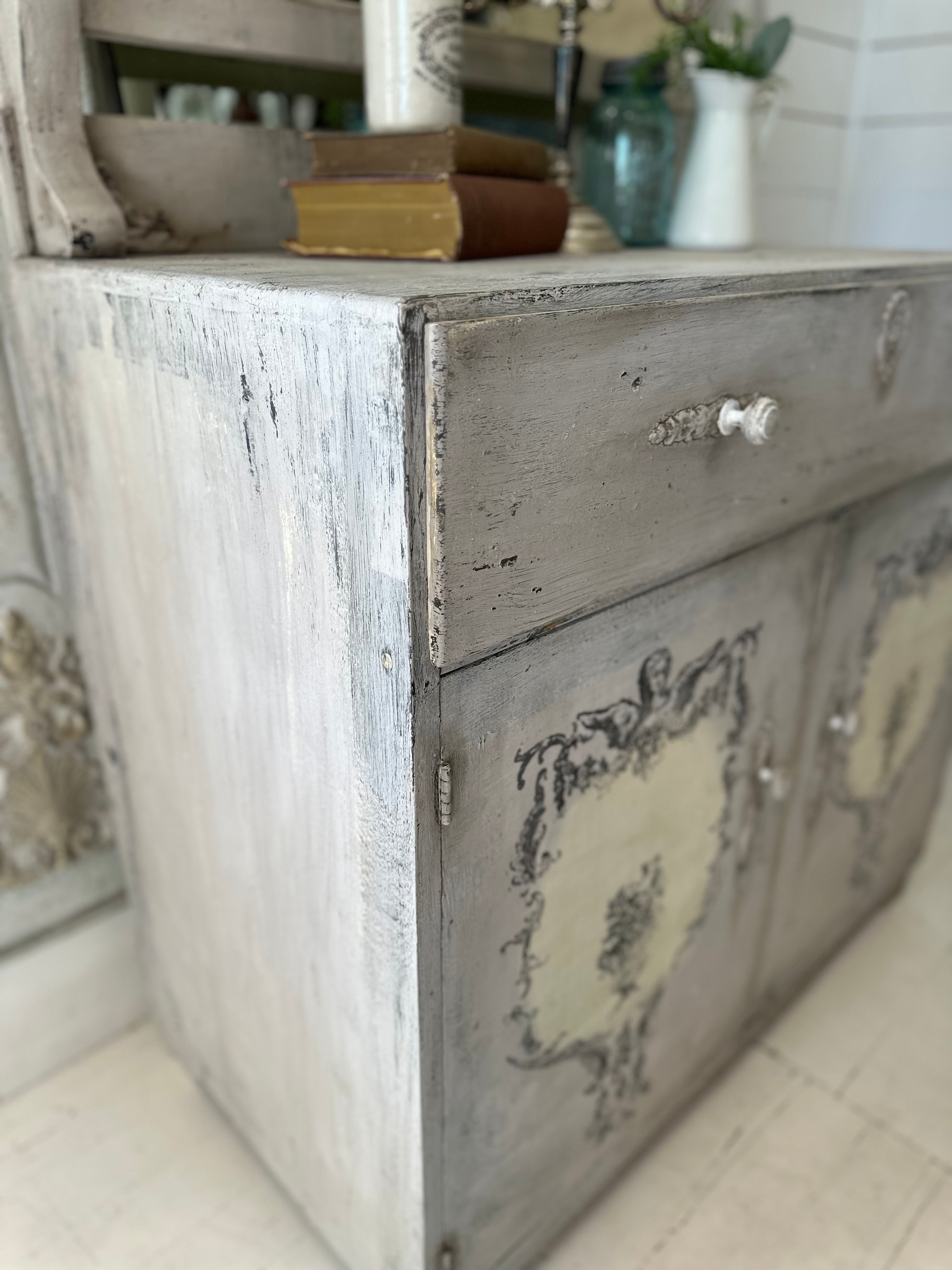 Reverie French Style Dresser & Mirror