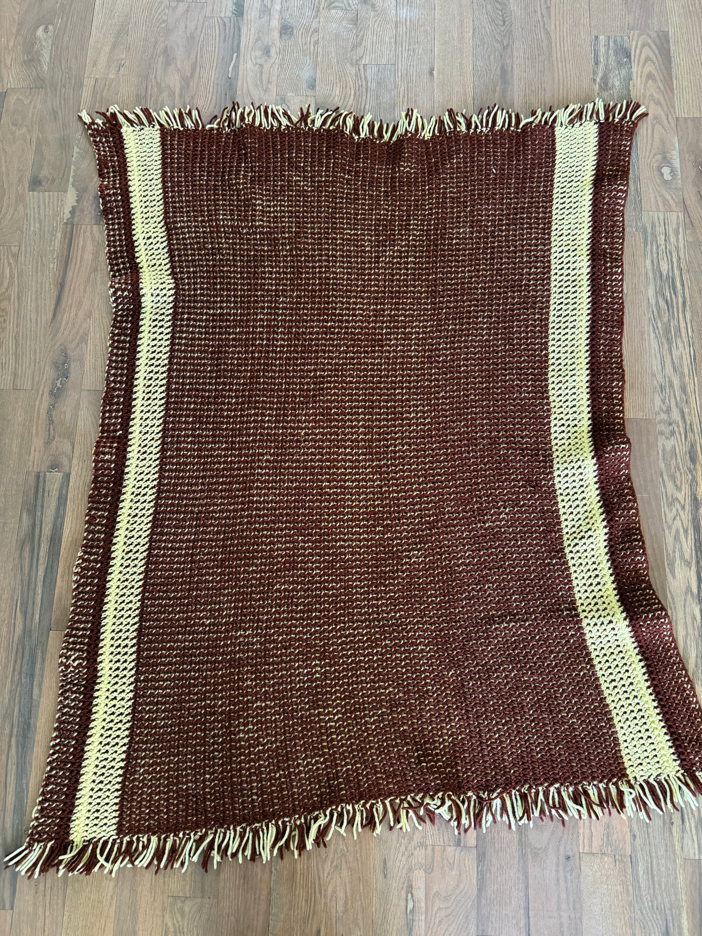 Brown and yellow lap, Afghan