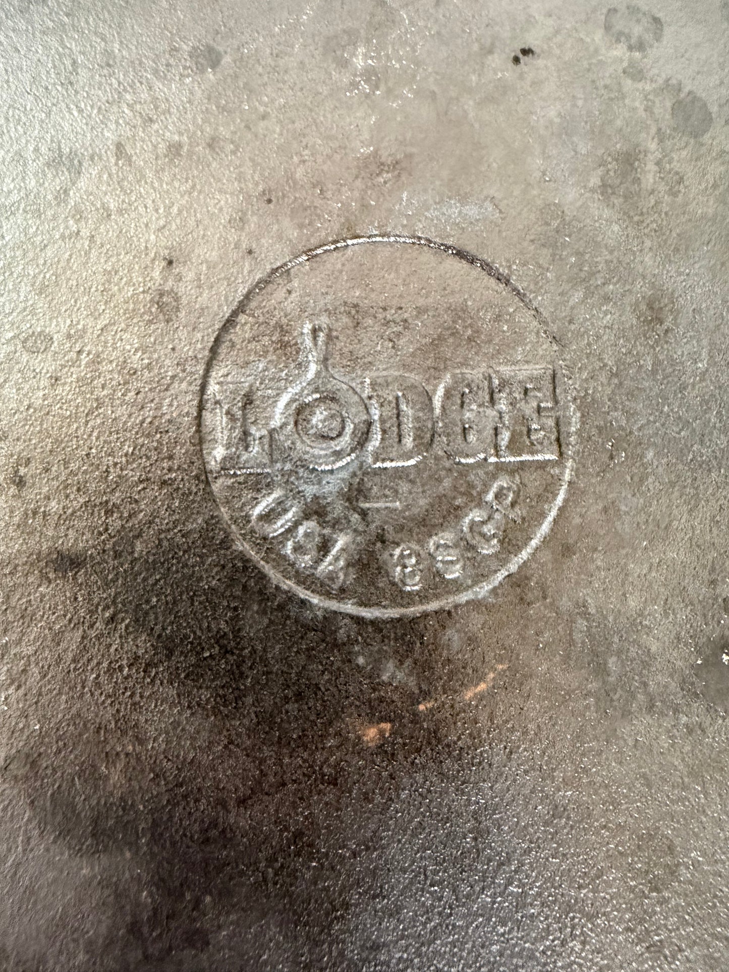 Vintage Lodge 10.25” Cast Iron Grill Pan - Will get cleaned and re-seasoned