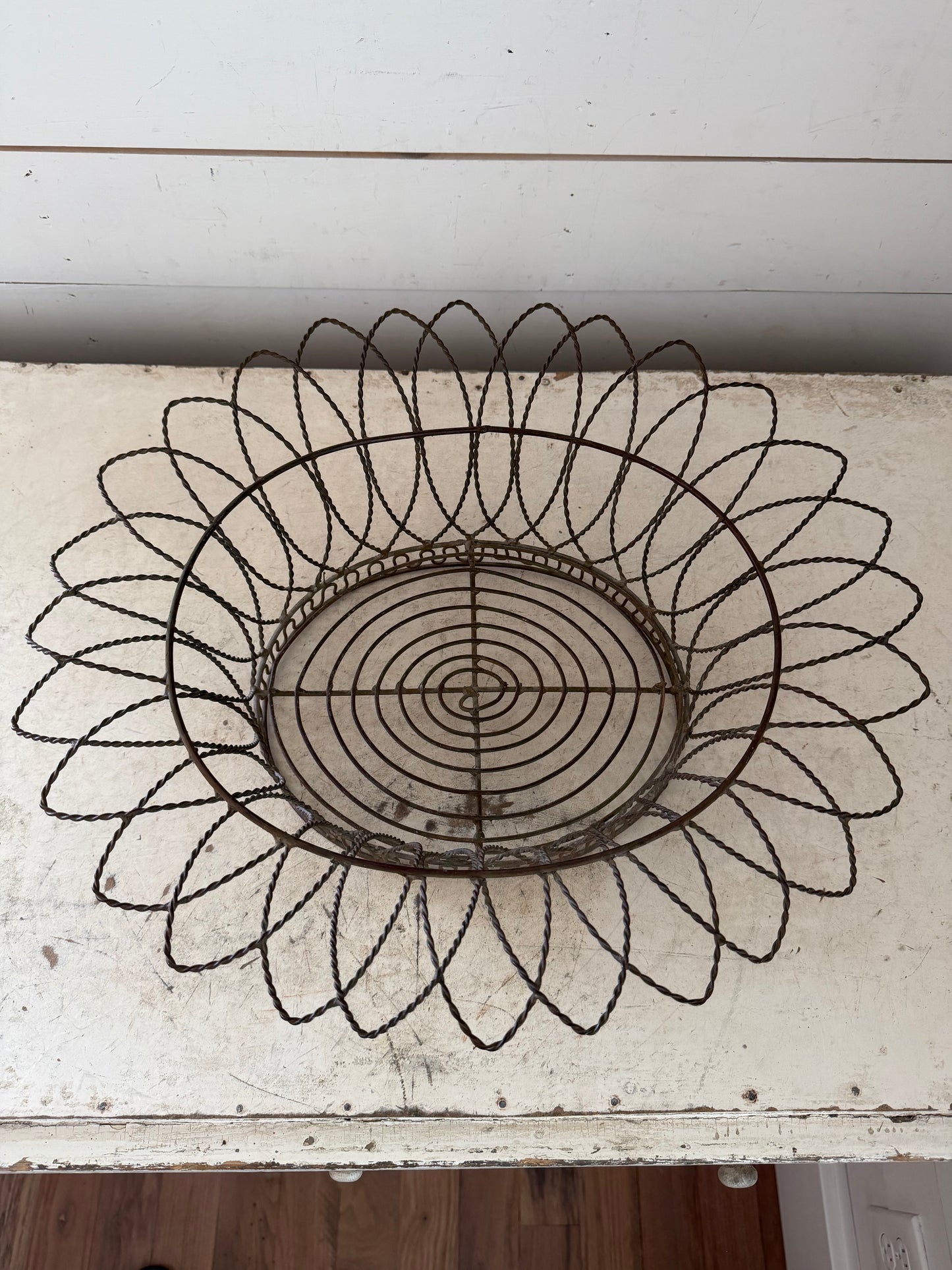 Large Twisted Wire Basket