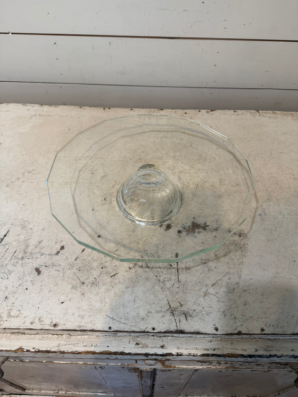 Oleg Cassini Crystal Diamond Footed Cake Stand with 13” Octagonal Plate