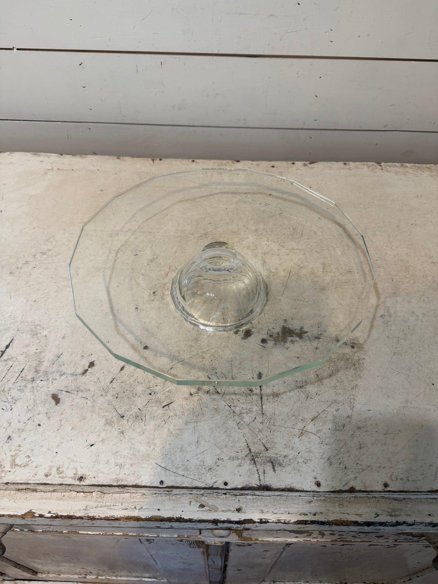 Oleg Cassini Crystal Diamond Footed Cake Stand with 13” Octagonal Plate