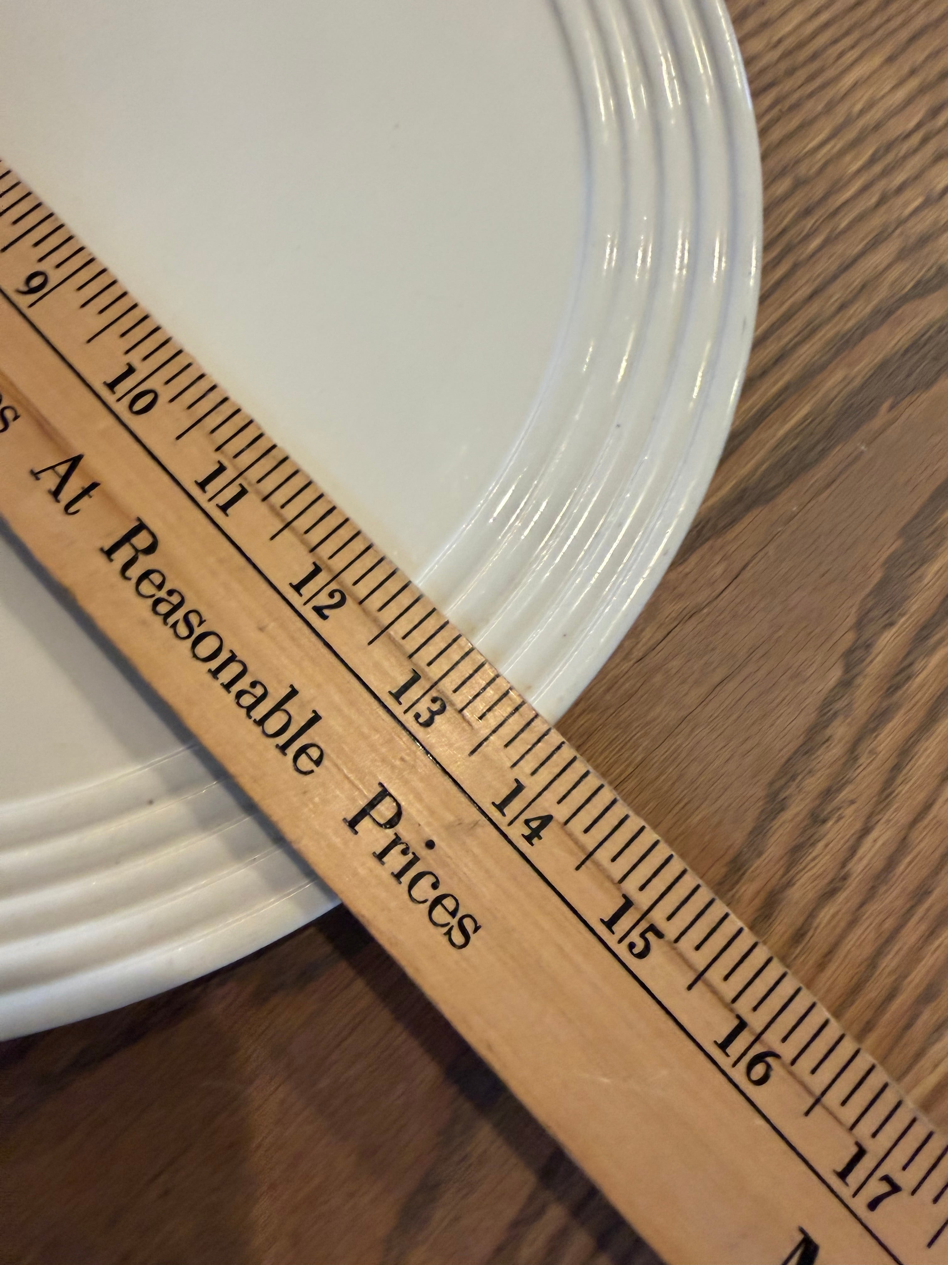 Pampered Chef New Traditions Family Heritage Stoneware Round Platter 13.5"