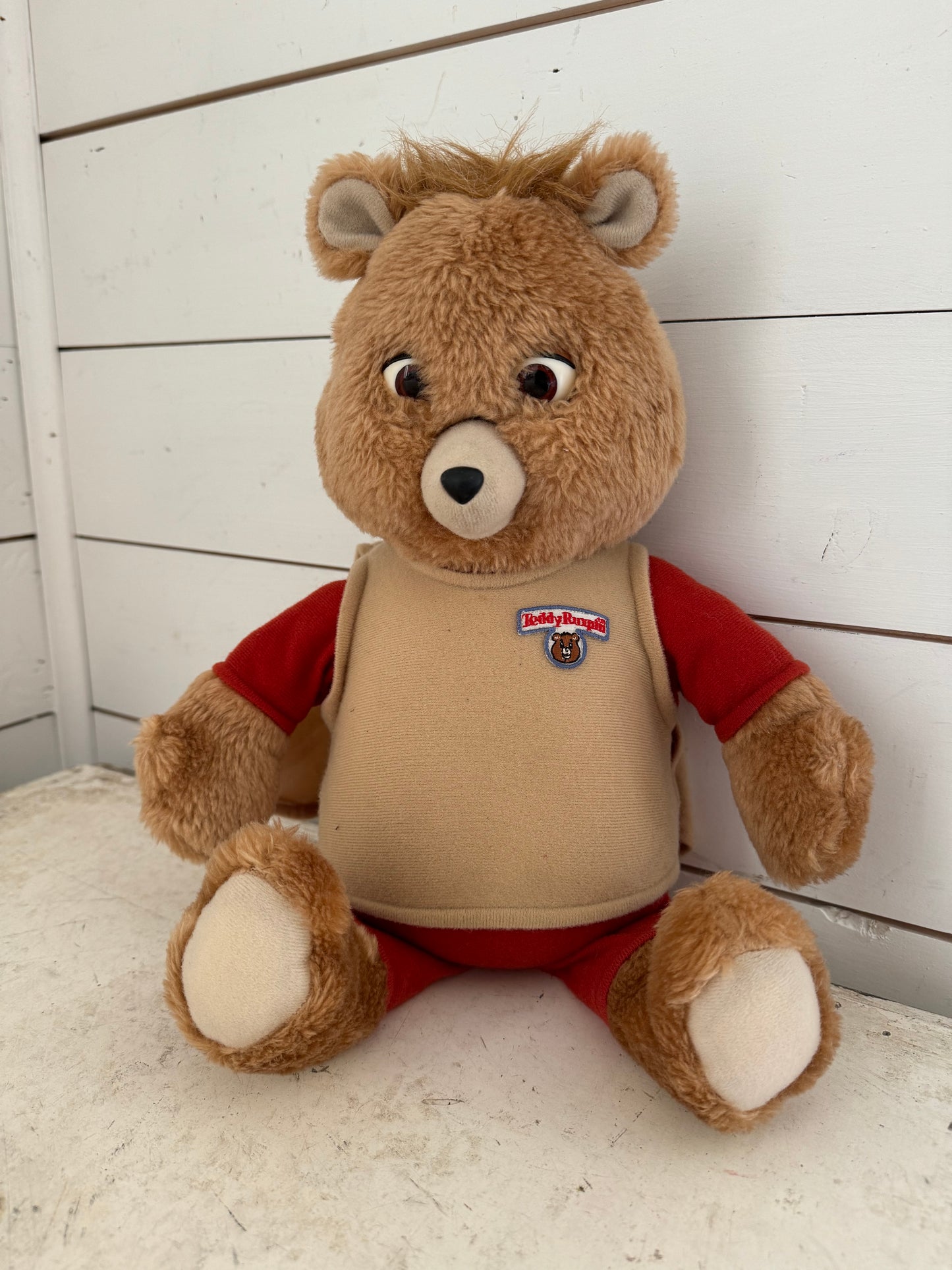 Teddy Ruxpin 1985 by Worlds of Wonder talking storytelling bear