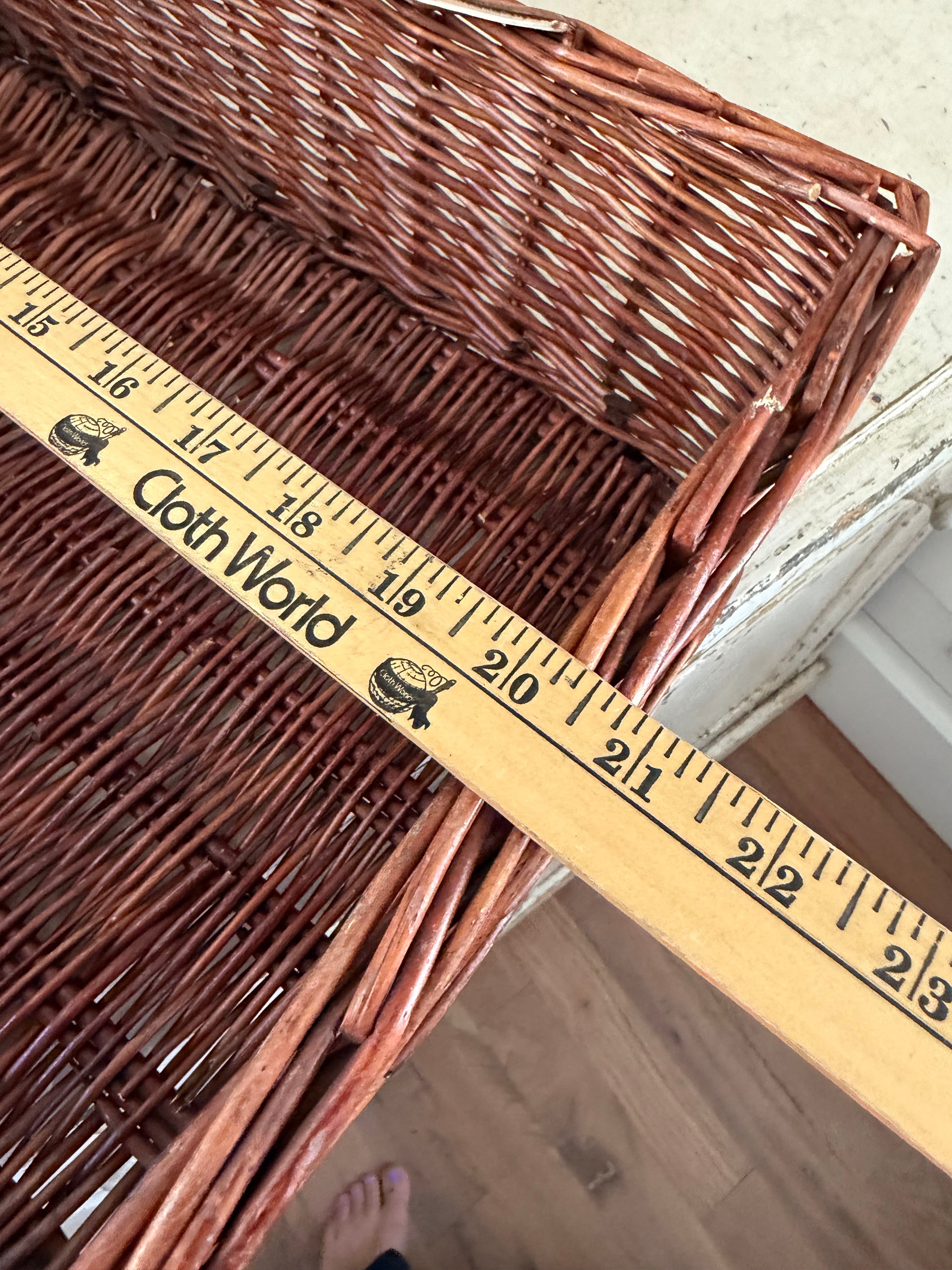 Oversized rectangle basket